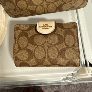Coach Tan and Cream Card Holder
